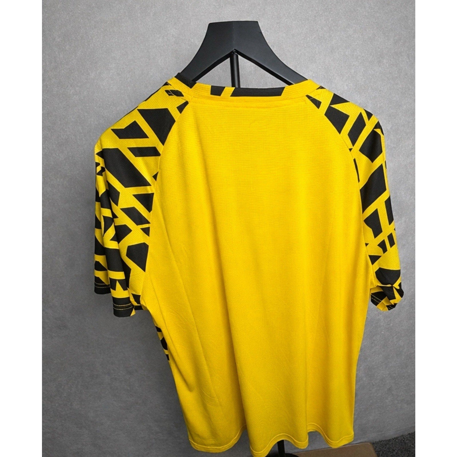 BVB Warm Up Jersey faster yellow - puma black faster jaune - puma noir XL . - SoleAna