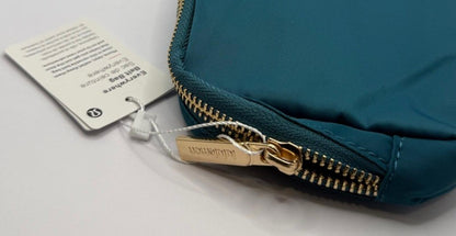 NWT Lululemon Everywhere Belt Bag 1L in Green Jasper and Gold - SoleAna