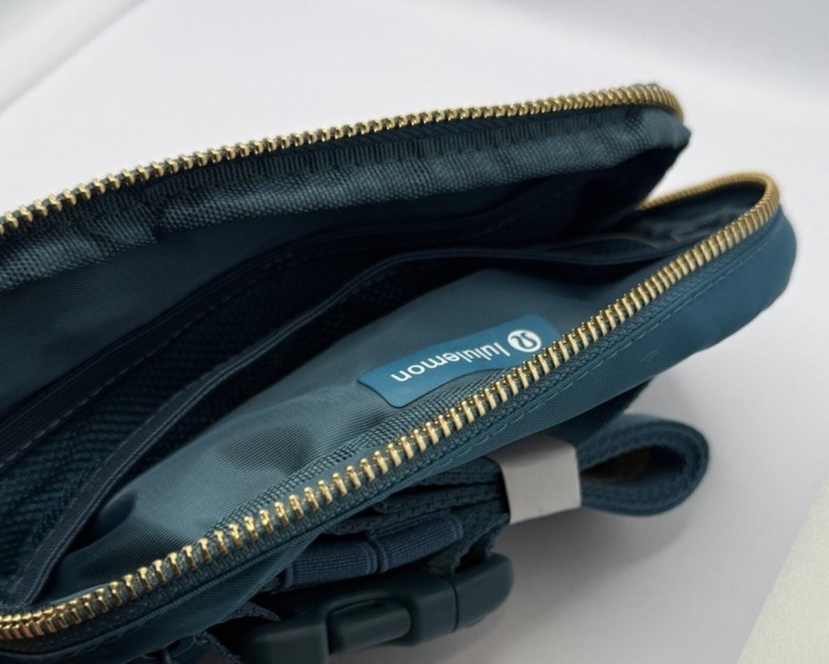 NWT Lululemon Everywhere Belt Bag 1L in Green Jasper and Gold - SoleAna
